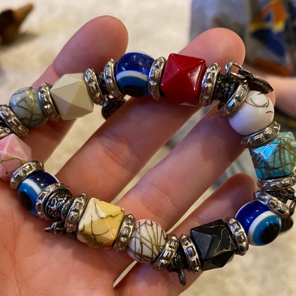 Colourful charm bracelet - Picture 5 of 8